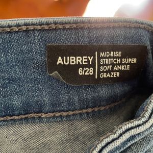 Buffalo stretch super soft ankle jeans